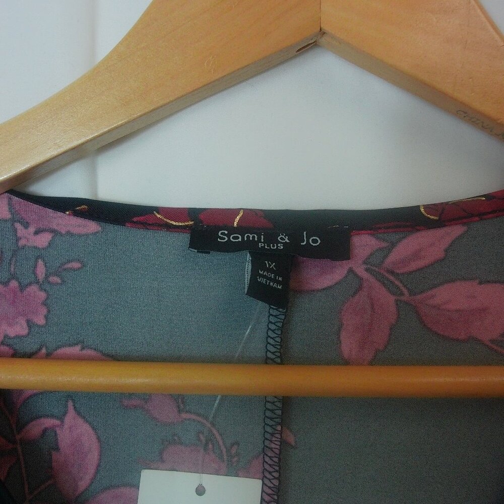 NWTS Sami & Jo Black Floral 3/4 Sleeve Tunic Top Size 1X - Picture 4 of 5